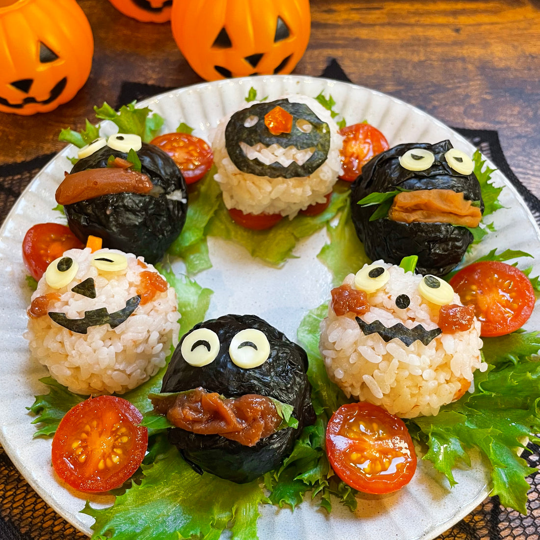 梅おにぎりハロウィンバージョン